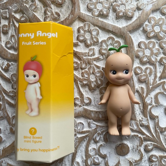 Authentic Sonny Angel Fruit Series Mini Figure - Picture 2 of 4